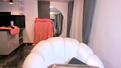 Hello soy bonnie  online show from February 25, 1:30 am