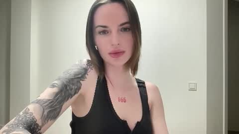 DOVE online show from October 12, 7:27 pm