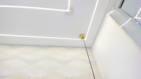 Nahomi online show from April 13, 5:09 am