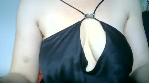 Lilu online show from July 17, 10:30 am
