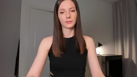 Anna online show from February 26, 8:19 pm