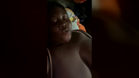 _carolinagomez online show from April 12, 8:55 pm