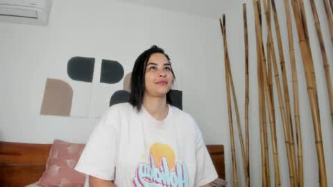 Hanna johnson online show from April 3, 5:00 pm