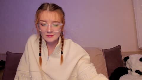 _hey_scarlett_ online show from January 17, 8:11 pm