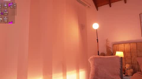 Lissana online show from March 9, 3:37 pm