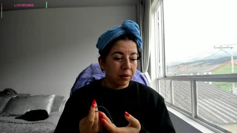 _miss_coco_ online show from March 30, 9:03 pm