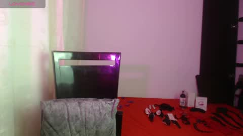 _moon_rosee online show from April 18, 7:07 pm