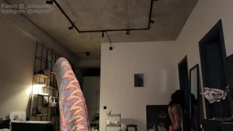 Mikayla online show from February 16, 8:30 pm