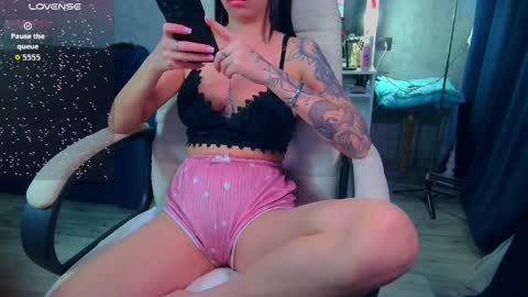 Ilona online show from March 30, 10:04 am