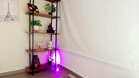 Sassy Girl online show from March 9, 7:28 pm