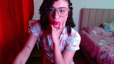 _shanellxxx online show from March 4, 8:37 pm