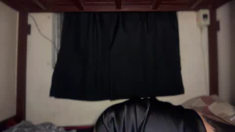 _shinelee online show from April 16, 8:19 pm