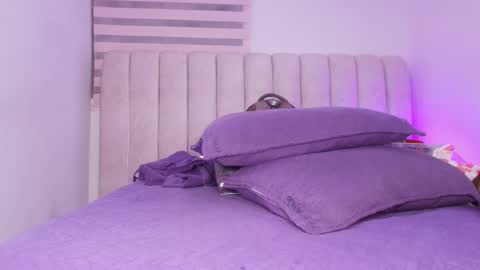 susy online show from March 17, 3:10 am