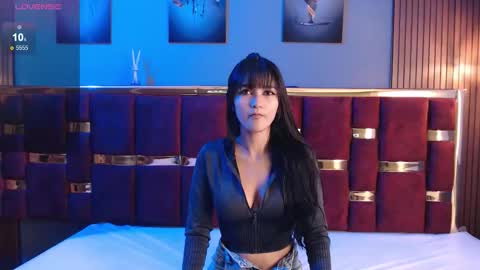 _valery34_ online show from April 6, 11:33 am