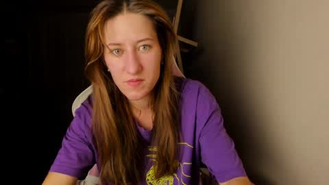 Adell online show from April 7, 9:39 pm