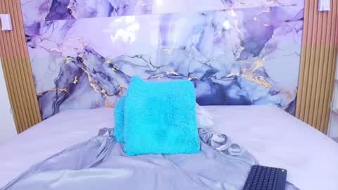 AIXA online show from April 21, 4:25 pm