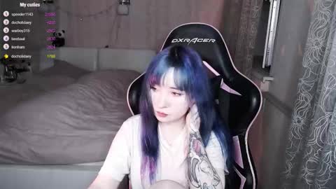 akirahartyx online show from March 23, 4:57 pm