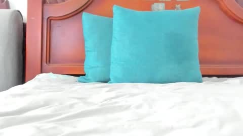 Aleshka Clark online show from February 10, 8:56 pm