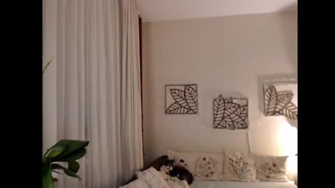 Sandra online show from March 11, 4:31 pm