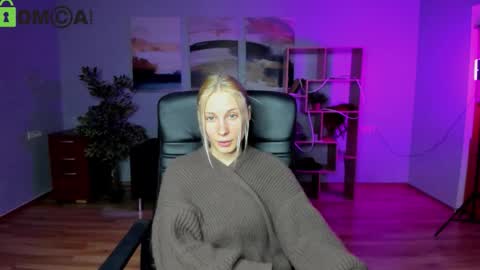 Alexa Woods online show from October 5, 11:21 pm