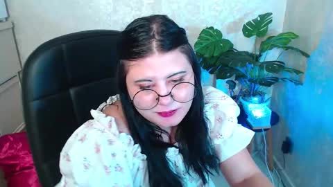 Aliana online show from March 11, 3:55 am