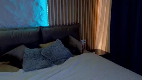 Your sweet Alice INST alicebellies online show from March 22, 4:35 pm