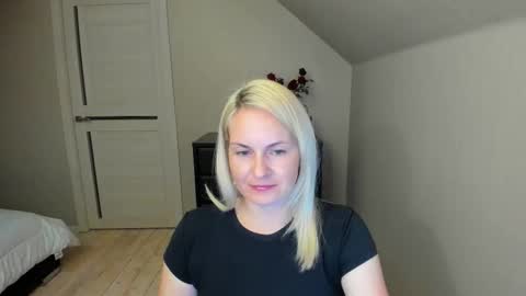 Alicee online show from September 29, 6:46 pm