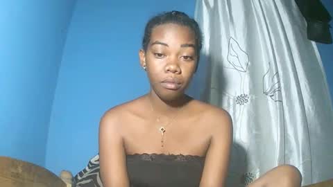 alihane21 online show from February 8, 7:06 pm