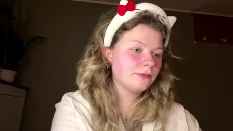 Alina online show from April 22, 10:40 pm