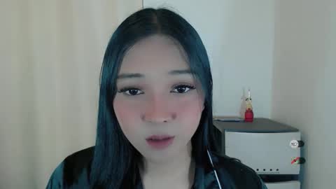 Shanti xhey online show from February 7, 6:01 pm