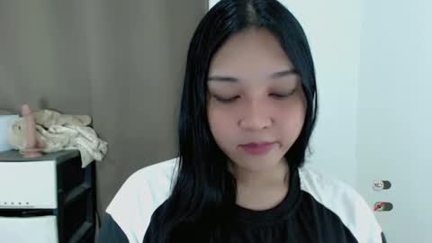 Shanti xhey online show from March 2, 7:37 am