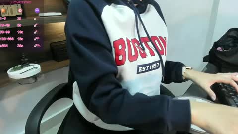 Alissa online show from April 12, 11:46 am