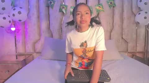 alisse_myers online show from June 24, 3:05 am