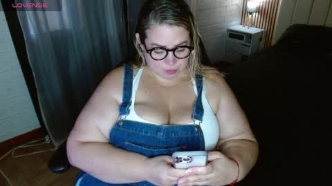 Ale online show from April 11, 8:23 pm