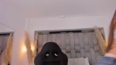    online show from March 6, 10:32 am