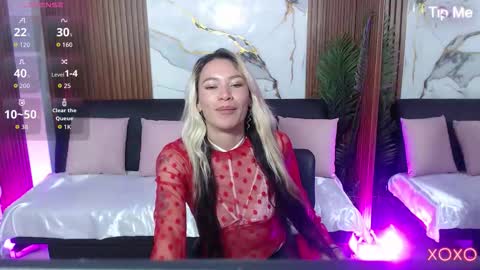 alonddra_tay online show from March 26, 3:36 pm