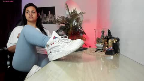 anny online show from March 18, 2:05 am