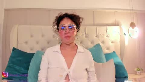 Amanda Rios online show from April 8, 10:23 pm