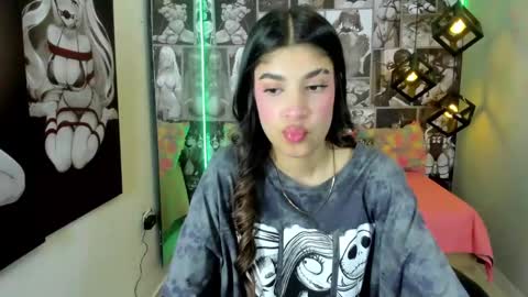 A M A R A online show from January 31, 11:03 pm