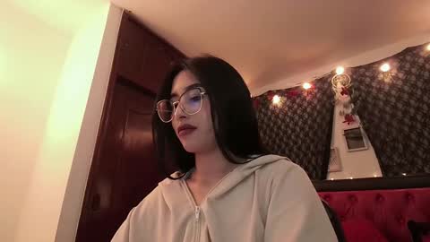 Amber  Astrom online show from January 2, 11:38 pm