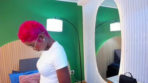 Amelia Adams online show from March 23, 12:22 pm