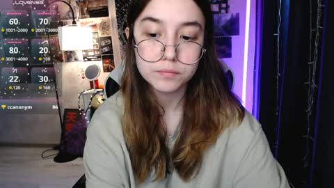 Amelia online show from April 1, 1:41 pm