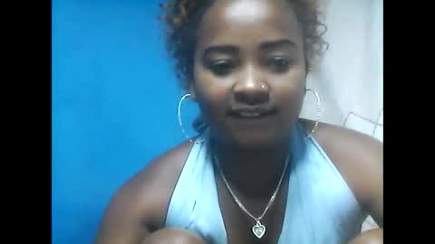 amielle_01 online show from May 7, 9:18 pm