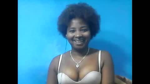 amielle_01 online show from May 21, 9:02 pm