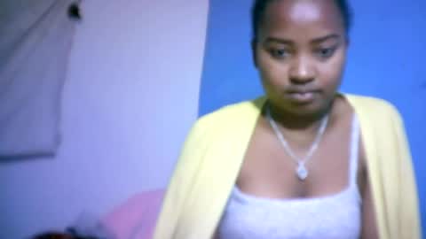 amielle_01 online show from July 28, 7:15 pm