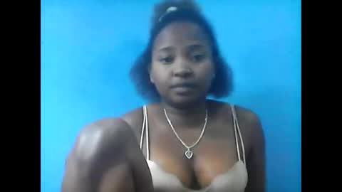amielle_01 online show from May 18, 4:07 am