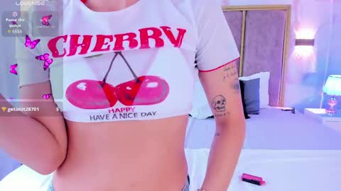 Ammy Jones online show from April 15, 7:58 pm