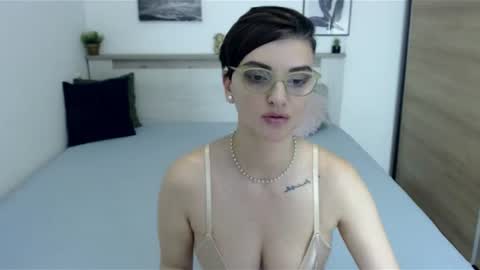 Hi there guys  My pleasure in your hands  pvt is open online show from July 3, 2:01 pm