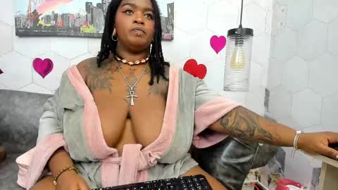 ANNA FUENTES online show from February 22, 1:11 am