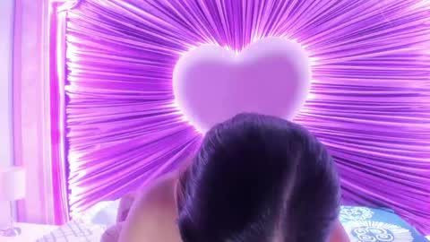 Anna online show from April 15, 12:06 pm